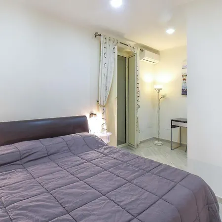 Stunning In With Wifi * Napels