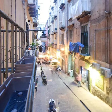 Stunning In With Wifi * Napels